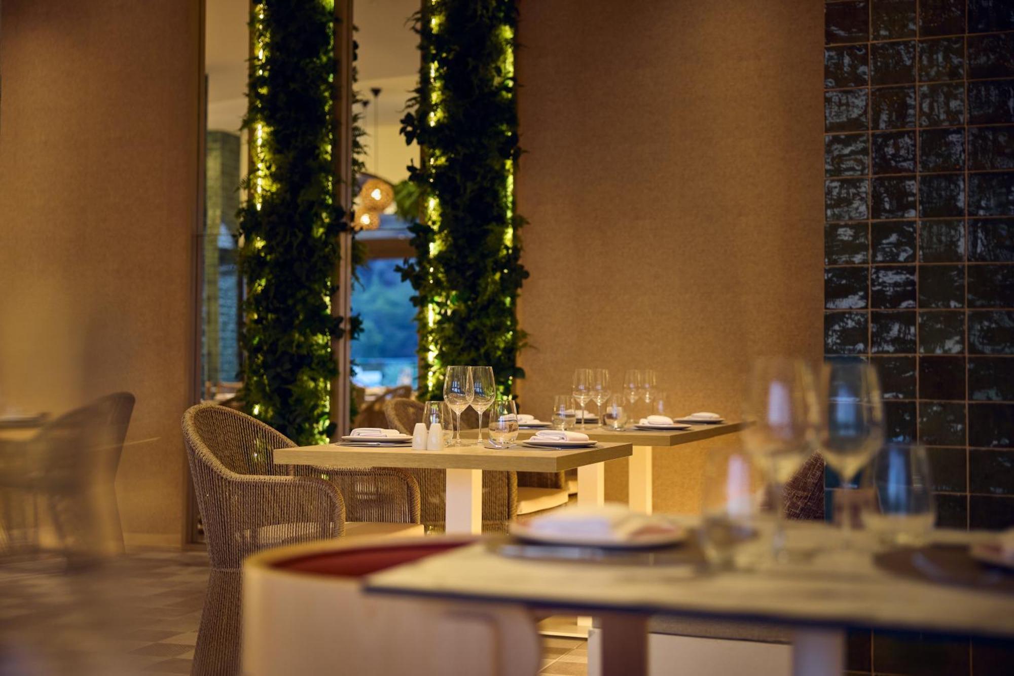 Cala San Miguel Ibiza Resort, Adults Only, Curio Collection By Hilton Port de Sant Miguel Ngoại thất bức ảnh