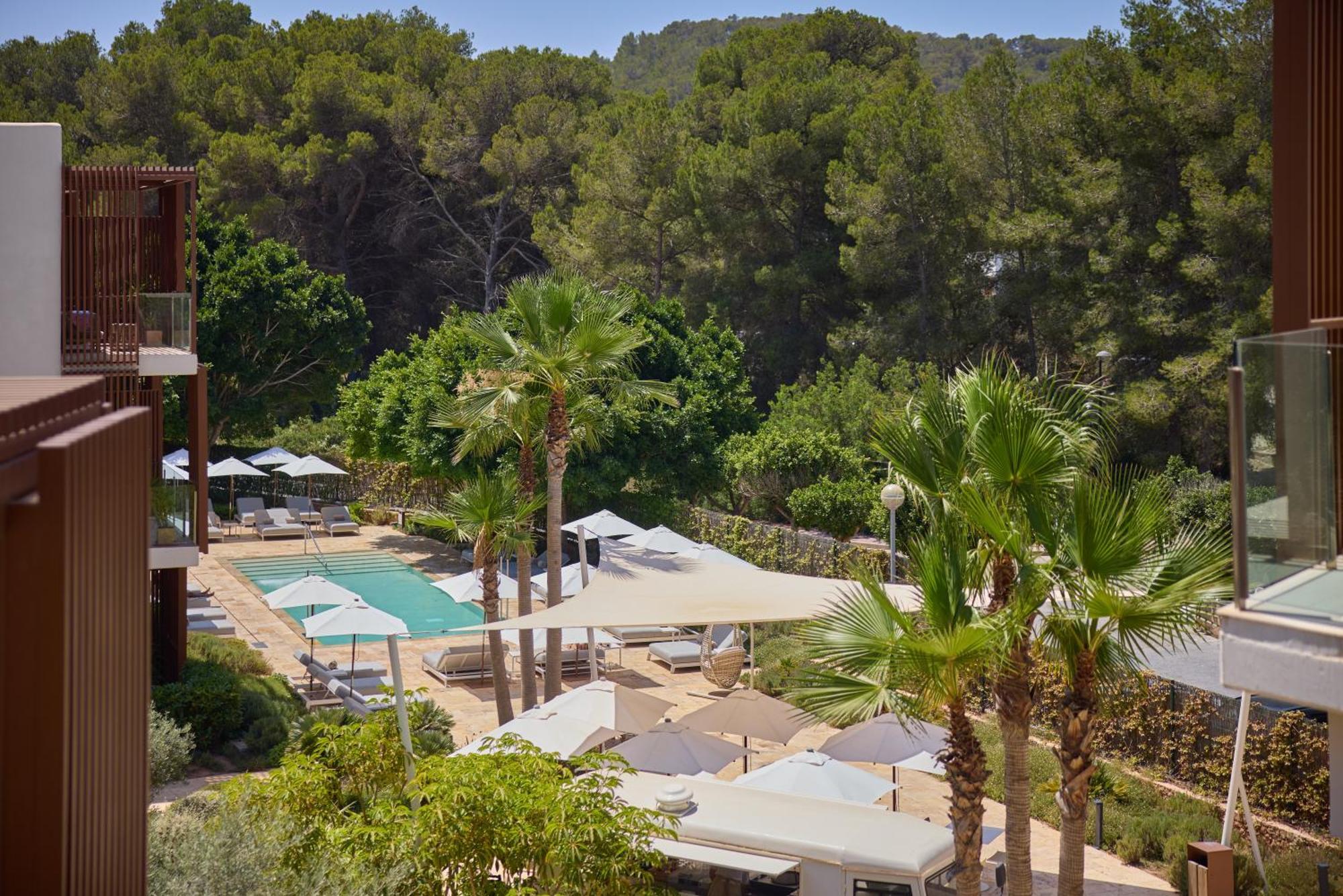 Cala San Miguel Ibiza Resort, Adults Only, Curio Collection By Hilton Port de Sant Miguel Ngoại thất bức ảnh